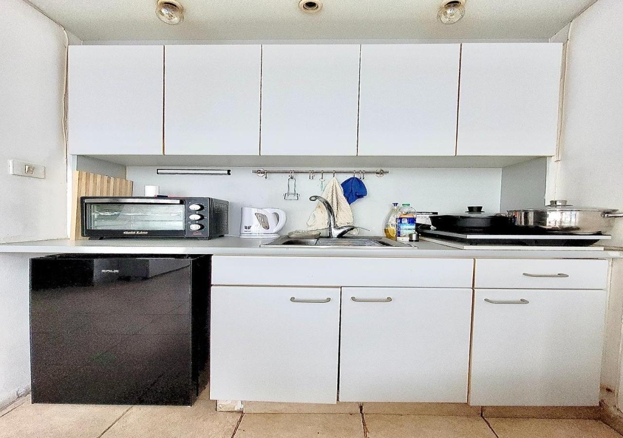 Apartamento סטודיו על הים Bat Yam Exterior foto